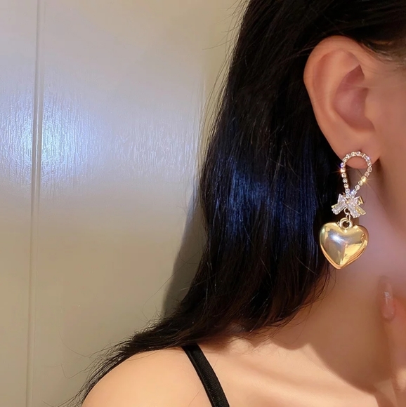 Golden Heart Drop Bowknot Crystal earrings - Picture 2 of 6